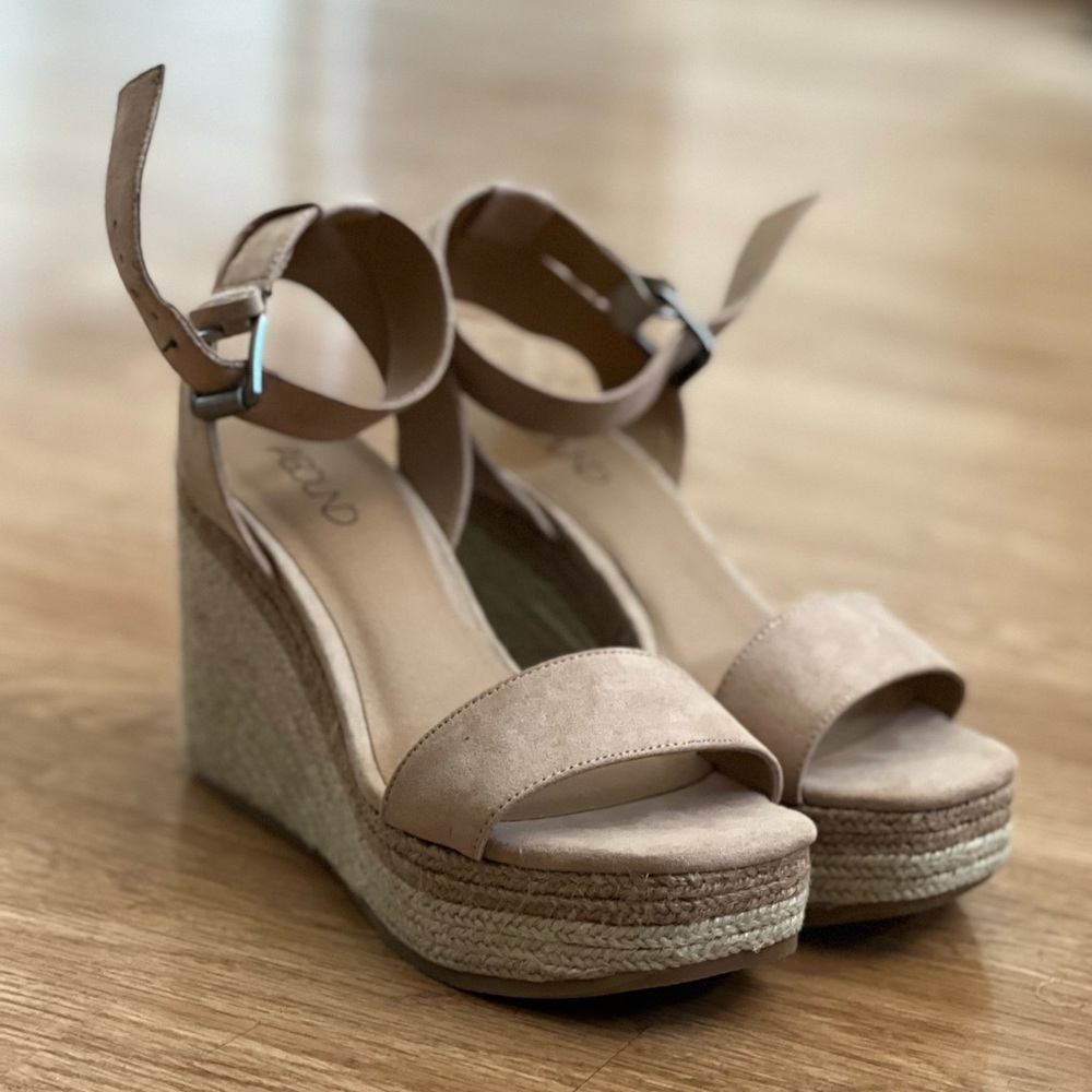 ABOUND Nude Faux Suede Wedges ( brand new )